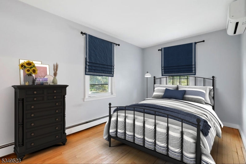 James St/Close to Downtown - Residential