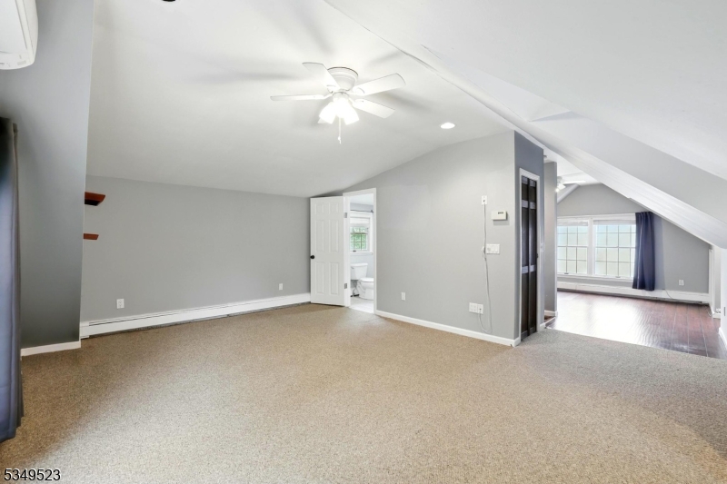 James St/Close to Downtown - Residential