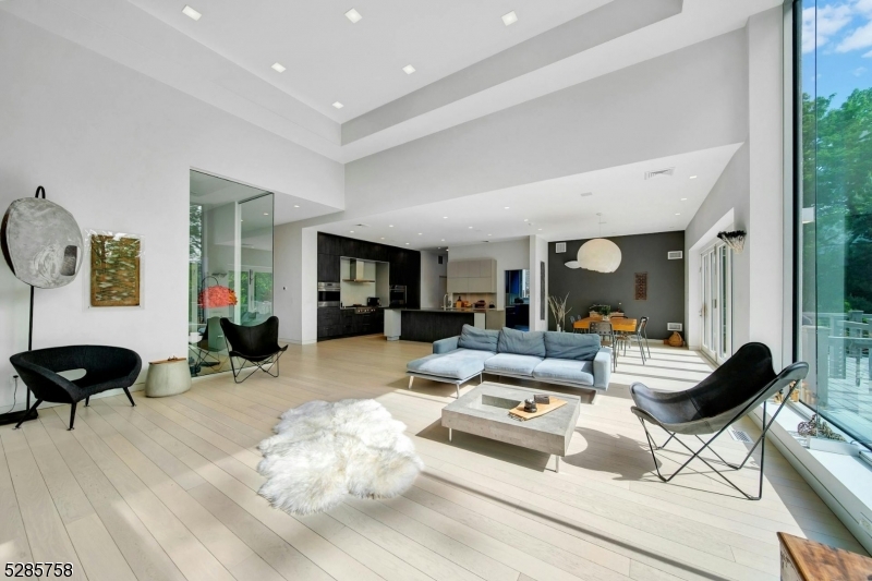 estate section - Residential