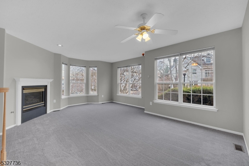 Rose Arbor - Residential