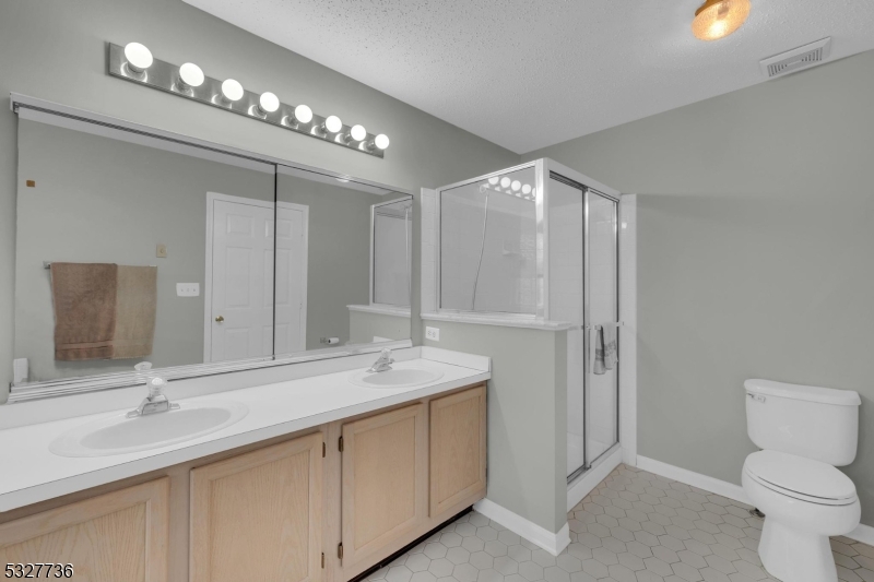 Rose Arbor - Residential