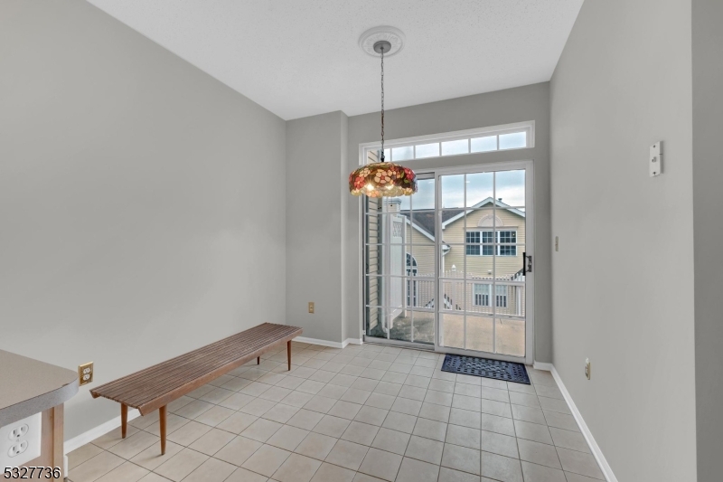 Rose Arbor - Residential