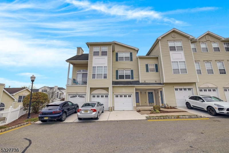 Rose Arbor - Residential