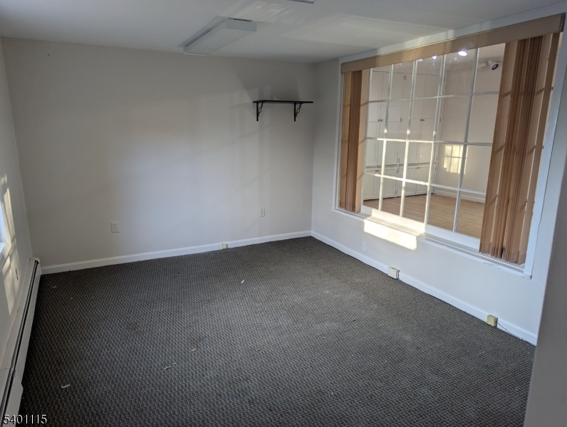 Pluckemin - Commercial Sale