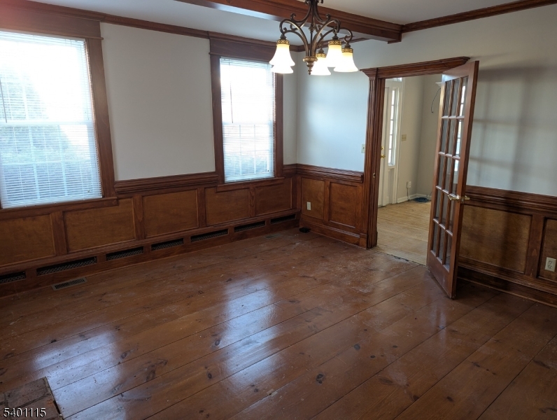 Pluckemin - Commercial Sale