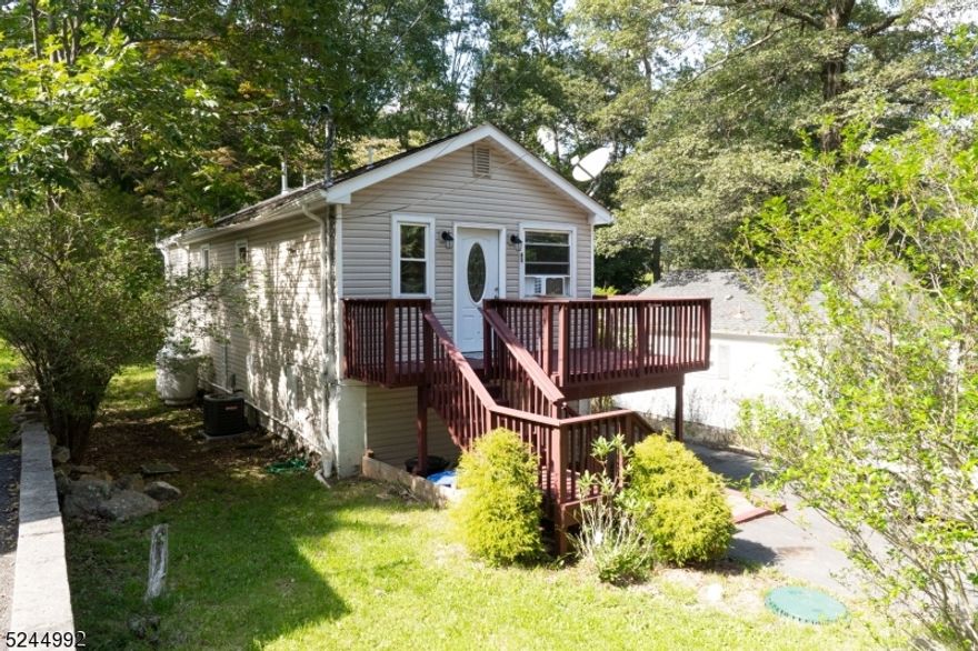 This 2 bedroom raised ranch is a great alternative to renting, or could be a great summer escape! Lake Hopatcong is just down the road! This house has modern finishes throughout, all there is to do is move right in. Don't miss your chance to own this Hopatcong gem!