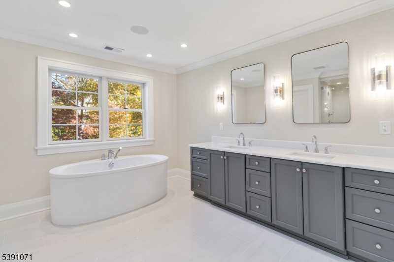 Upper Washington Avenue - Residential