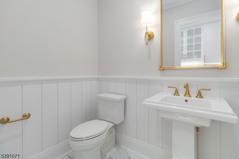 Upper Washington Avenue - Residential