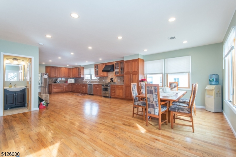 in town - Residential Lease