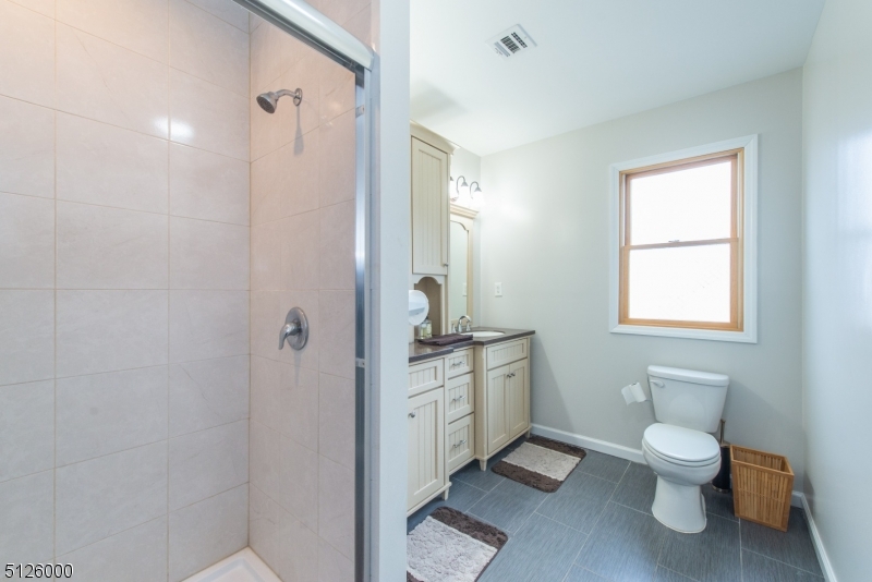 in town - Residential Lease