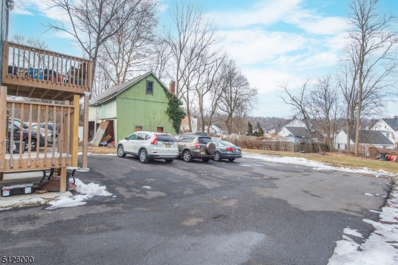 in town - Residential Lease