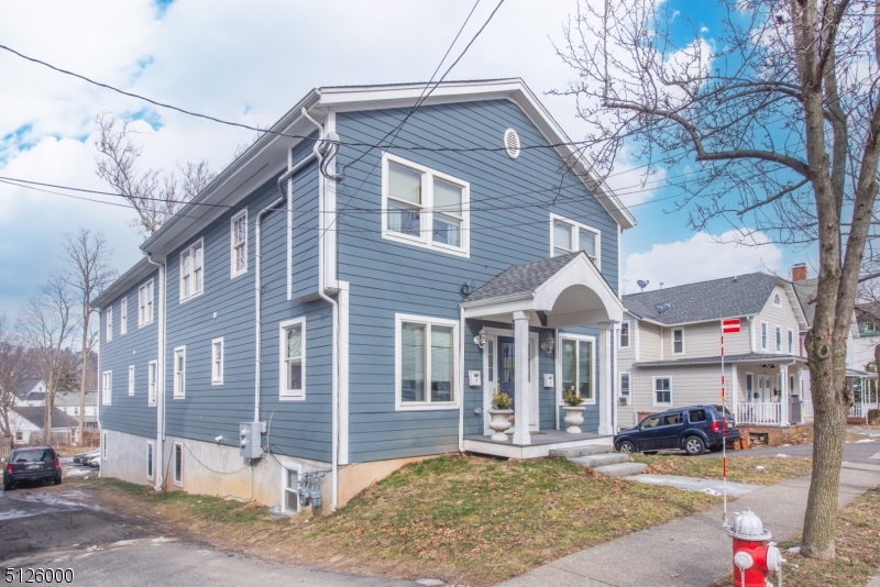 in town - Residential Lease