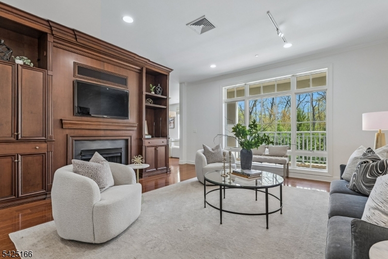 Vizcaya - Residential