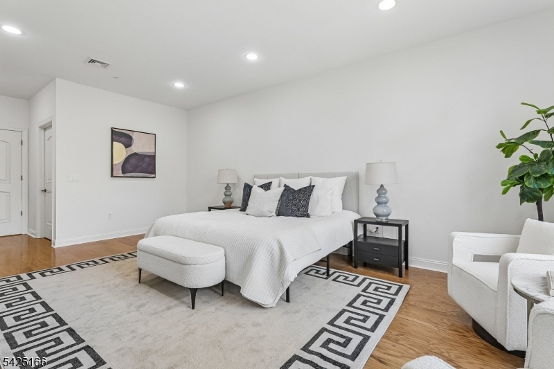 Vizcaya - Residential