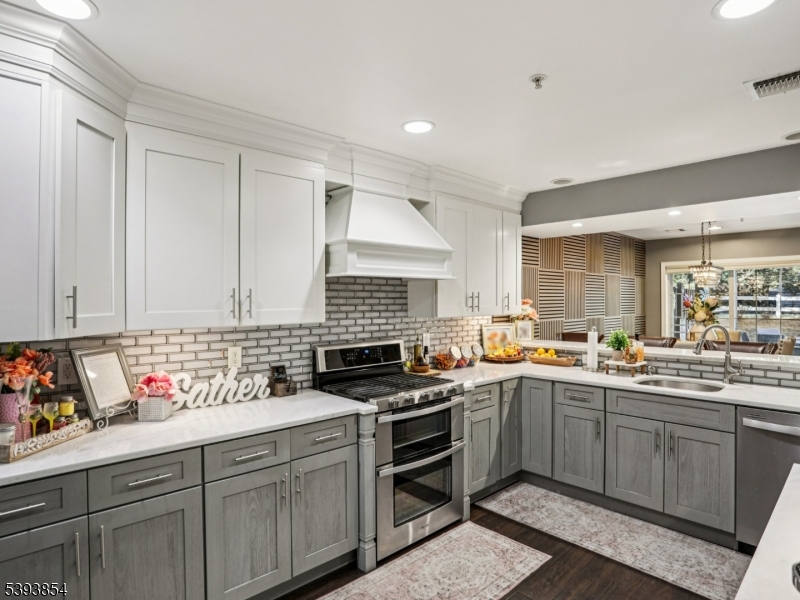 Garret Mountain Estates - Residential