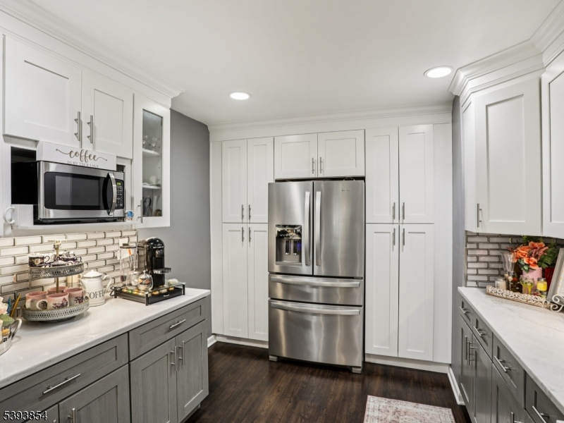 Garret Mountain Estates - Residential