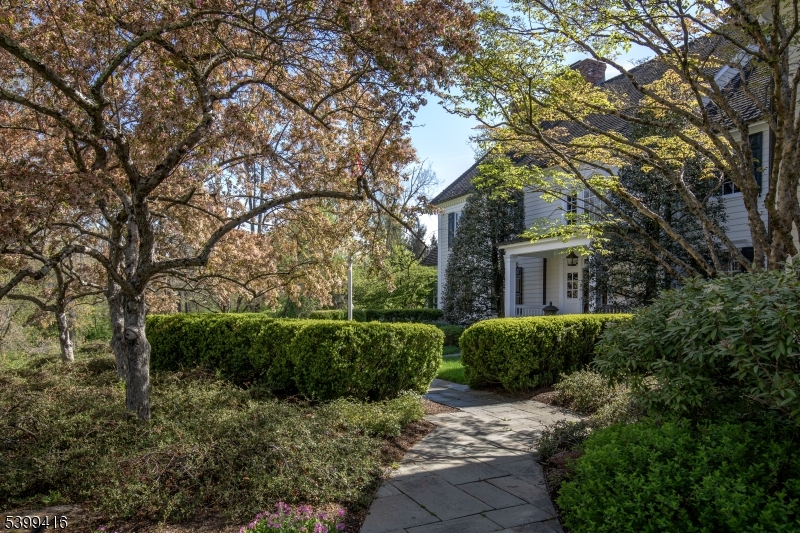 New Vernon - Residential