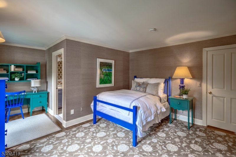 New Vernon - Residential