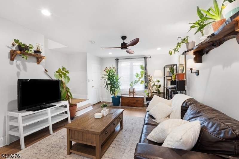 Parkway Village - Residential