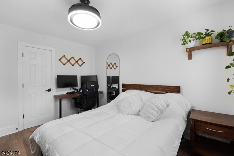 Parkway Village - Residential