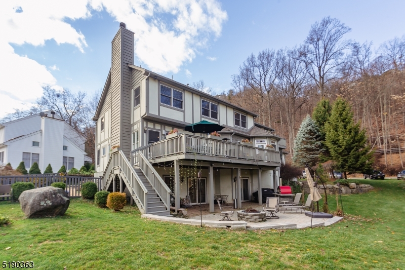 Lake Mohawk Lake Front - Residential