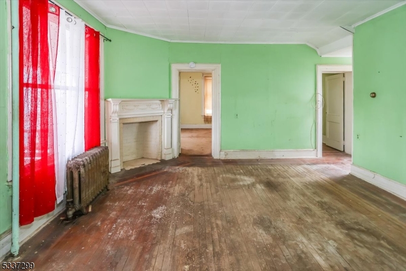 Town Center - Residential Income