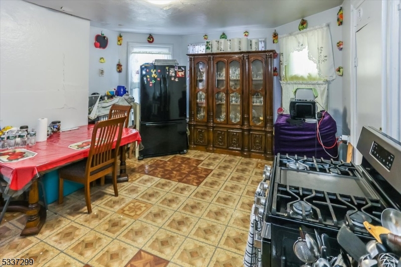 Town Center - Residential Income