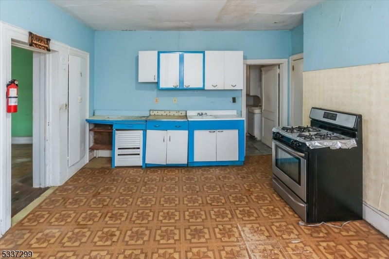 Town Center - Residential Income