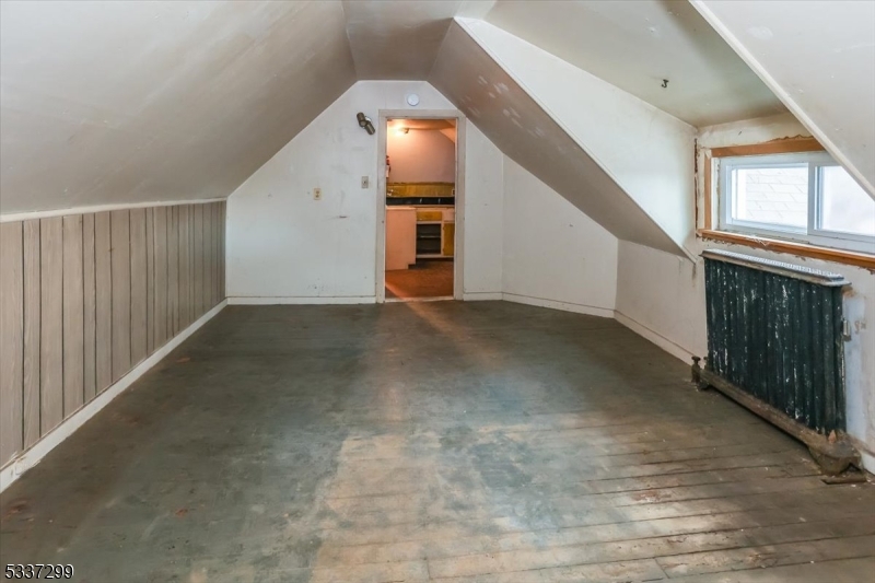 Town Center - Residential Income