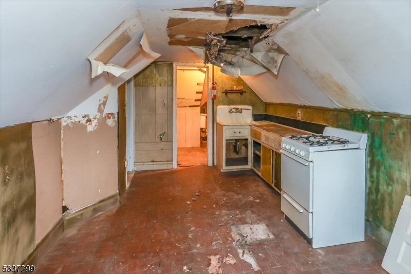 Town Center - Residential Income