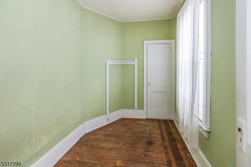 Town Center - Residential Income