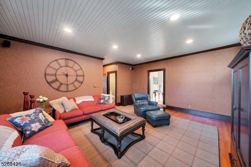 Upper Washington Avenue - Residential