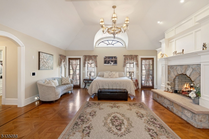 Woodland Hills - Residential