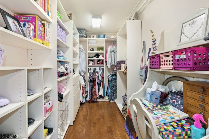 Woodland Hills - Residential