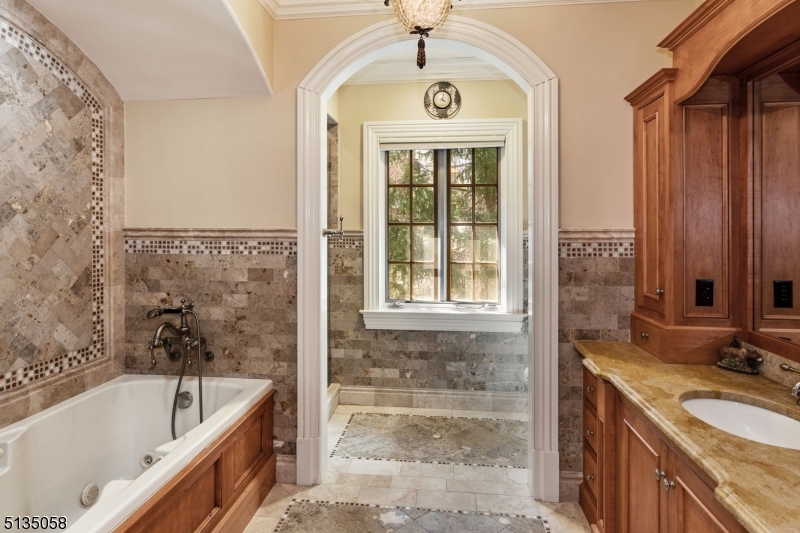 Woodland Hills - Residential