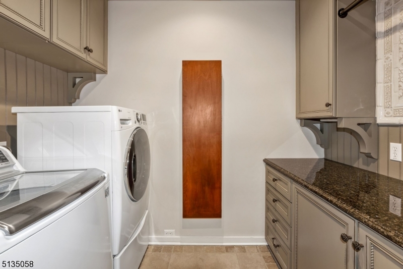 Woodland Hills - Residential