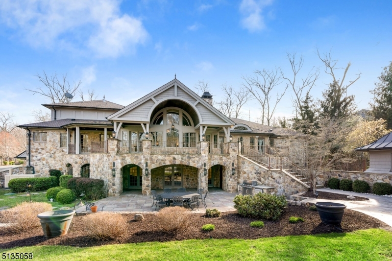 Woodland Hills - Residential