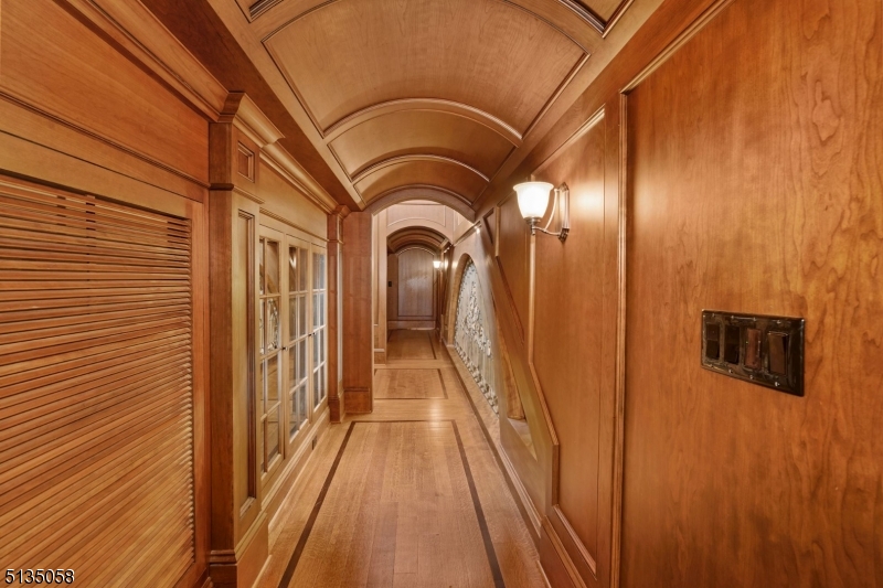 Woodland Hills - Residential