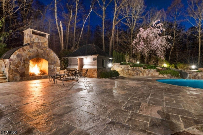 Woodland Hills - Residential