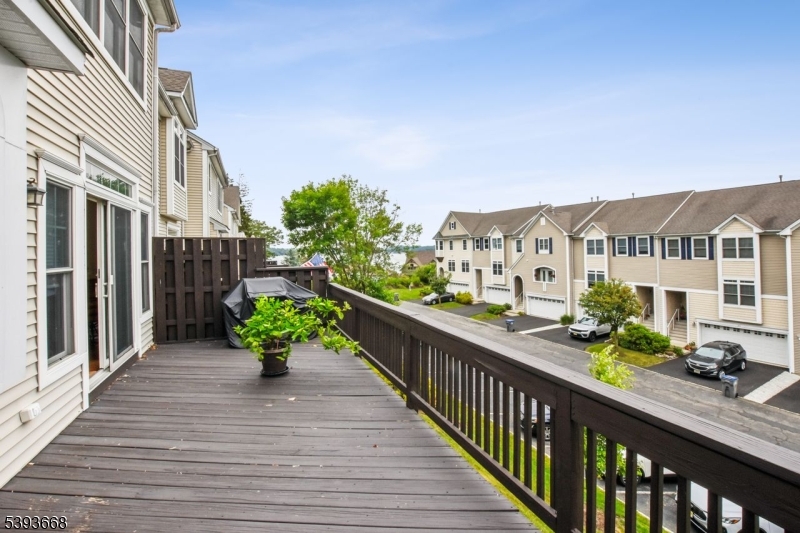 Lakeshore Village - Residential