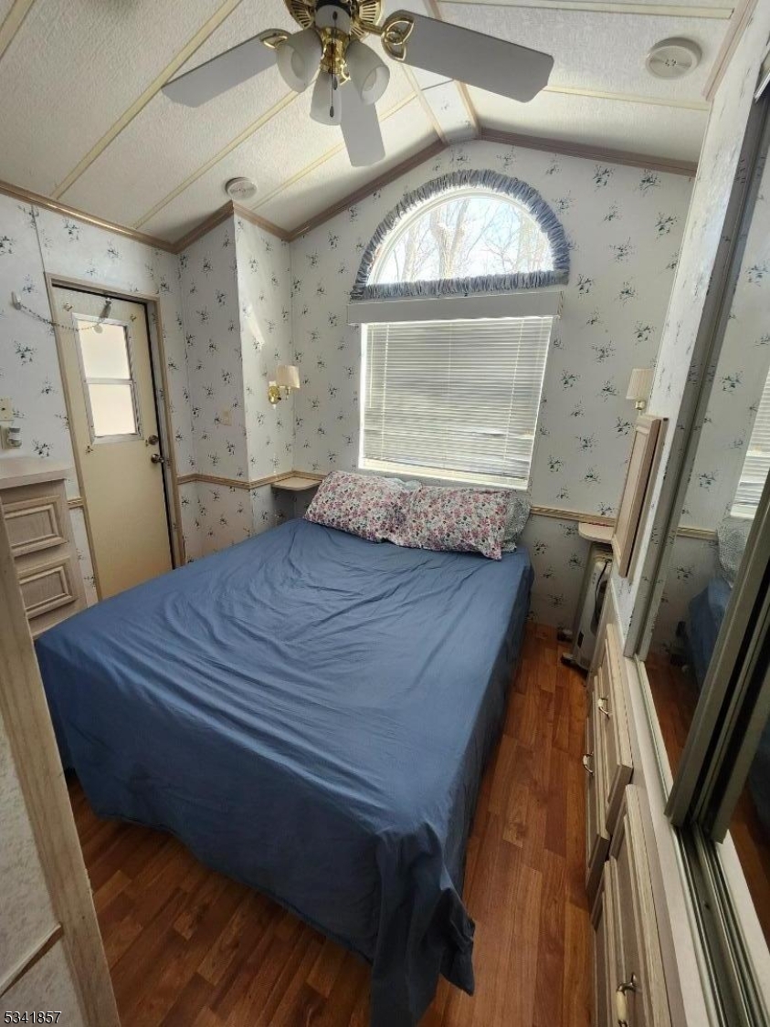 tall timbers - Residential