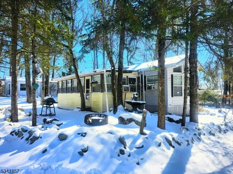 102 Dogwood Vlg, Vernon Twp., NJ 07461 - MLS#: 3948967