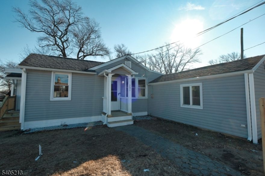 Laurence Harbor section, Completely updated 2026, Central air conditioning, stainless steel appliances, granite countertops, soft close cabinets