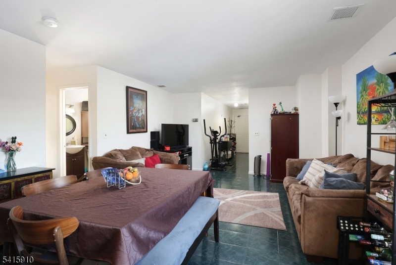 Bridge Tower - Residential