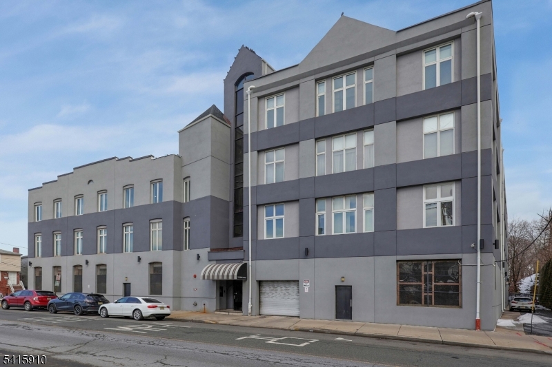 Bridge Tower - Residential