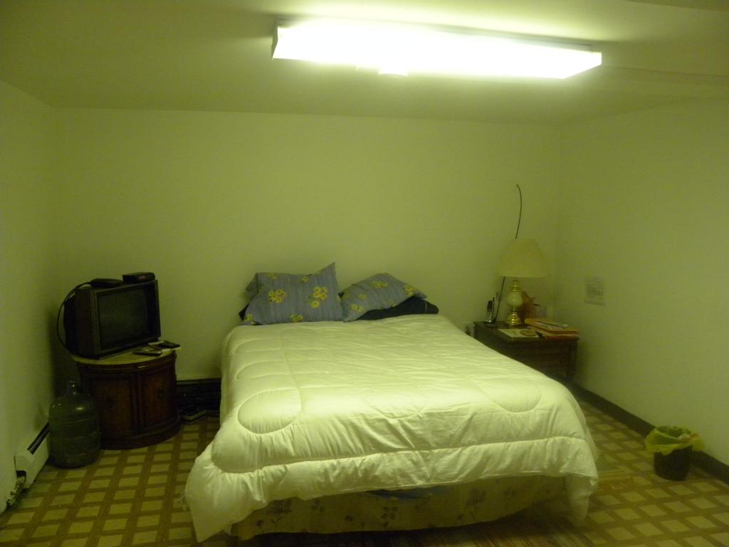 1202 Franklin Ln 1202