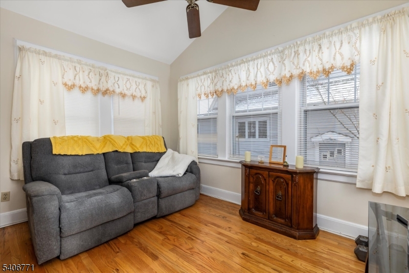 Spring Garden - Residential