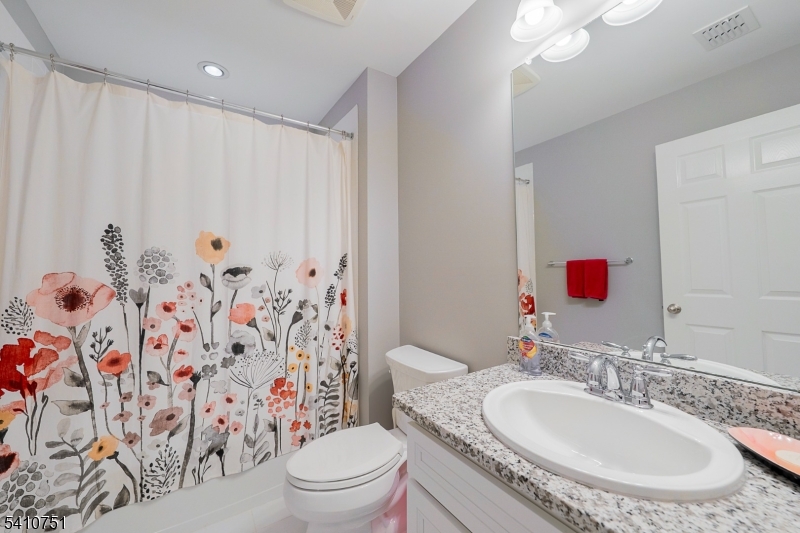 HILLTOP AT CEDAR GROVE - Residential