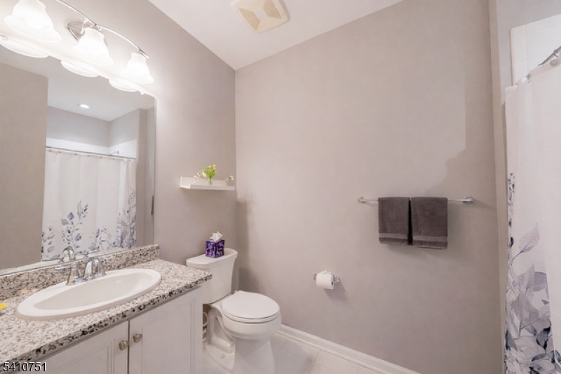 HILLTOP AT CEDAR GROVE - Residential