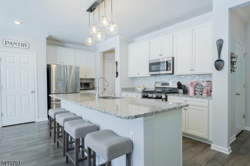 HILLTOP AT CEDAR GROVE - Residential